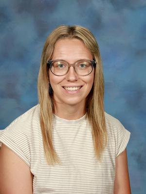 Schalow, Nicole